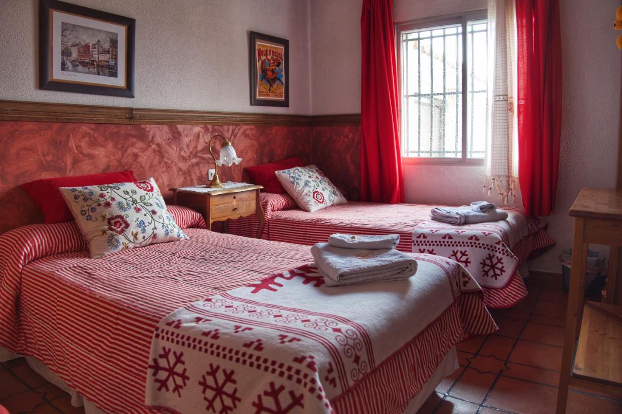 Casa Rural El Castillo De Сируэлас Экстерьер фото